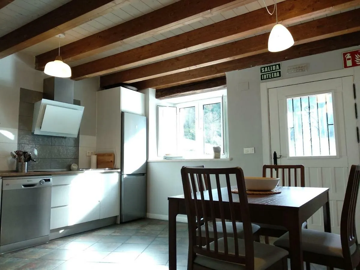 Casa Rural Tierra Y Madera Barrio  Apartment